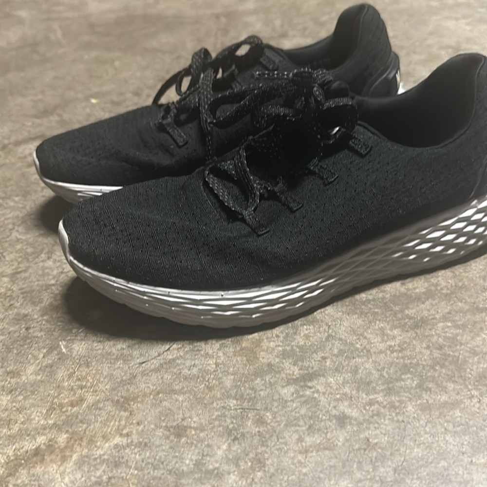 NoBull Ripstop Runner- Black and white Womens size 8
